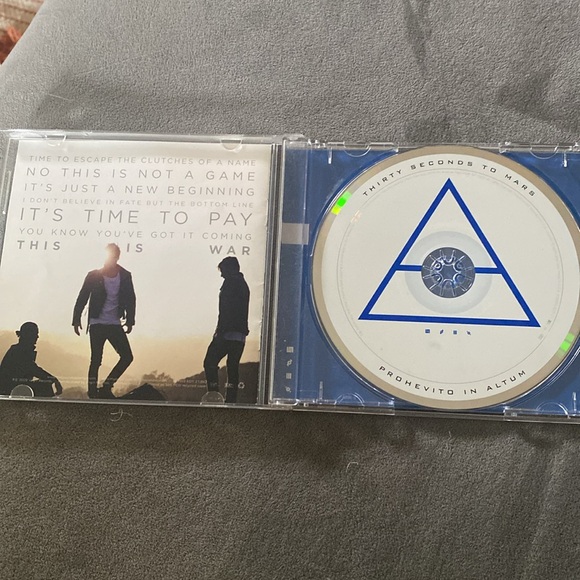 Thirty seconds to mars / this is war CD 2009 - Picture 2 of 3
